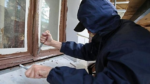 Циничный вор забрался в дом участника ООС, пока тот служит на Донбассе