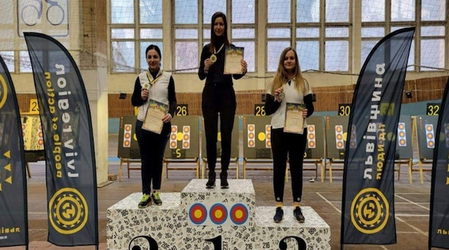 Две золотых медали завоевала спортсменка из Новой Каховки на двух чемпионатах