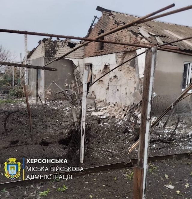 В пос. Молодежном во время вражеского обстрела тяжело ранена женщина