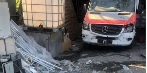 Российские террористы обстреляли больницу в Херсоне