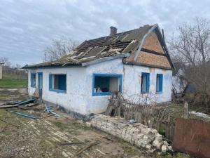 Россияне сбросили на поселок Красный Маяк авиационные бомбы