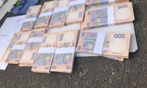 Бывший сотрудник экспресс-доставки украл из ее офиса более 40 000 гривен