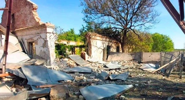 Обстрел правобережья - повреждены дома, хозпостройки, автомобили и сельхозтехника